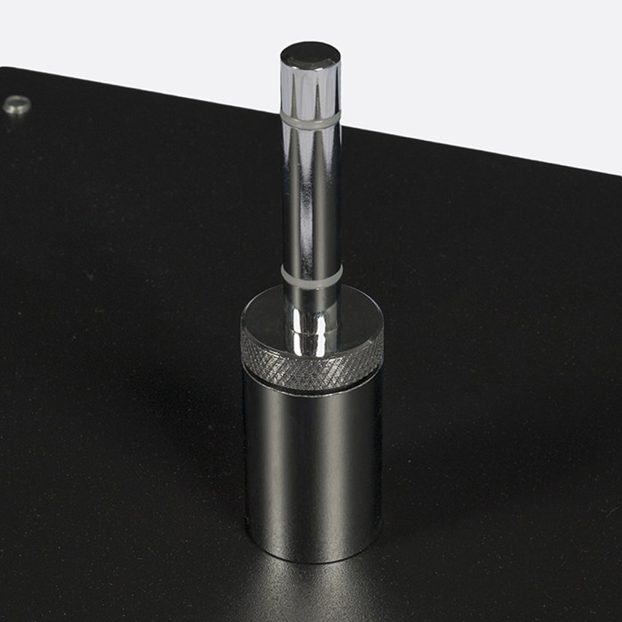 Heavy metal baseplate for fiberglass poles